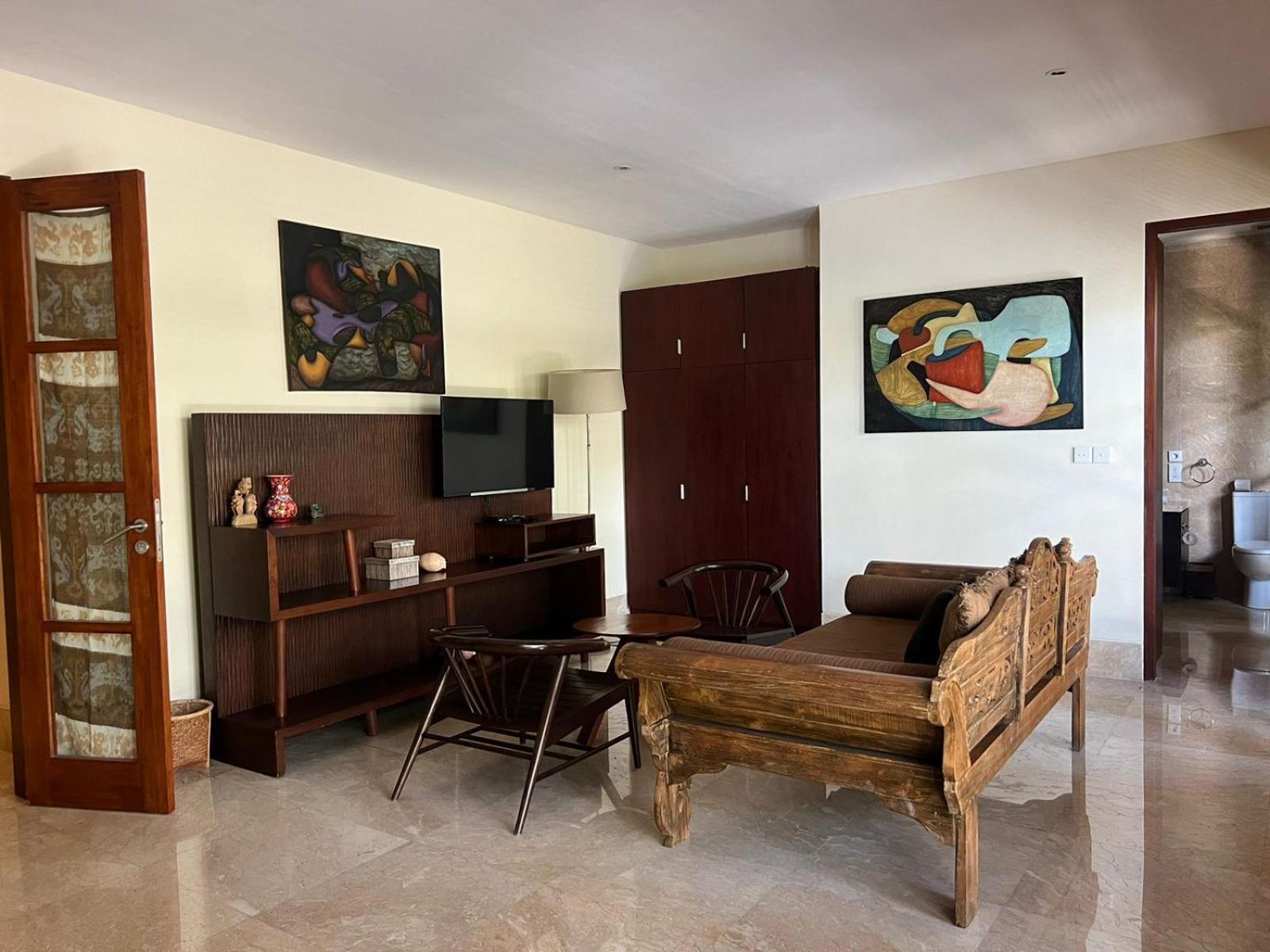 Boutique Cantik And Karma Club